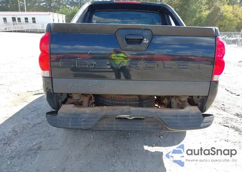 2003 Chevrolet Avalanche 1500 из США, поврежденный, VIN 3GNEK13T63G245260